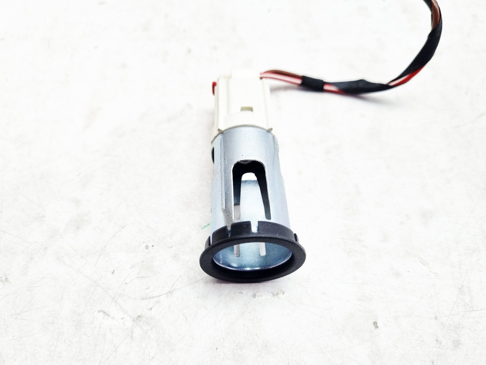 cigarette lighter fuse car FORD F-150 Cigarette Lighter & Power Outlet Fuse Replacement (2009-2014) cigarette lighter fuse car FORD F-150 Cigarette Lighter & Power Outlet Fuse Replacement (2009-2014)